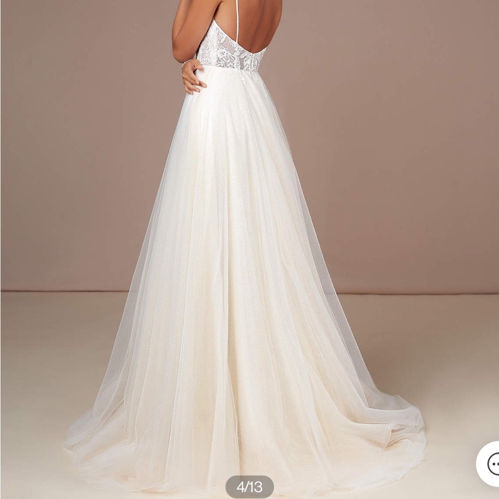 Azazie Tatiana NWT wedding dress - Picture 4 of 13